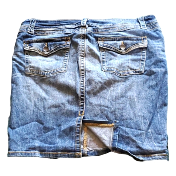 LondonFear Jeans Skirt - Picture 2 of 2